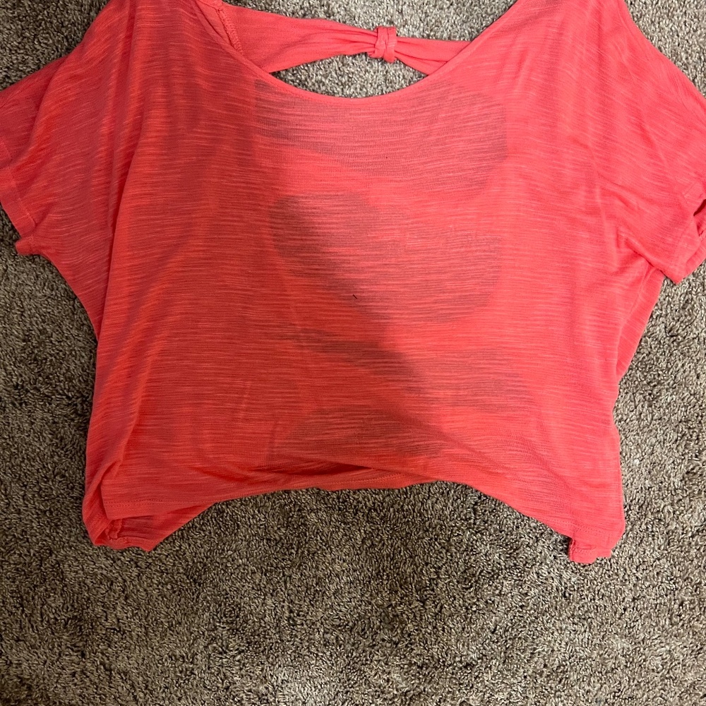 Cropped cut out tee